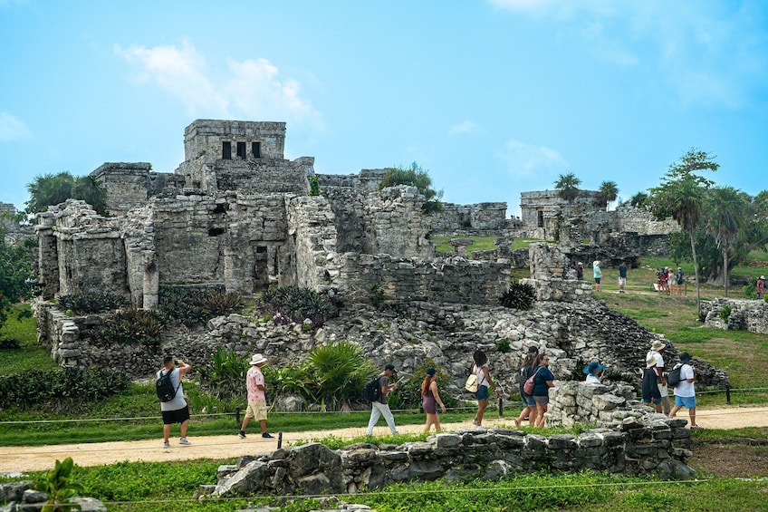 4x1: Tulum, Coba, Cenote and Playa del Carmen Tour from Cancun