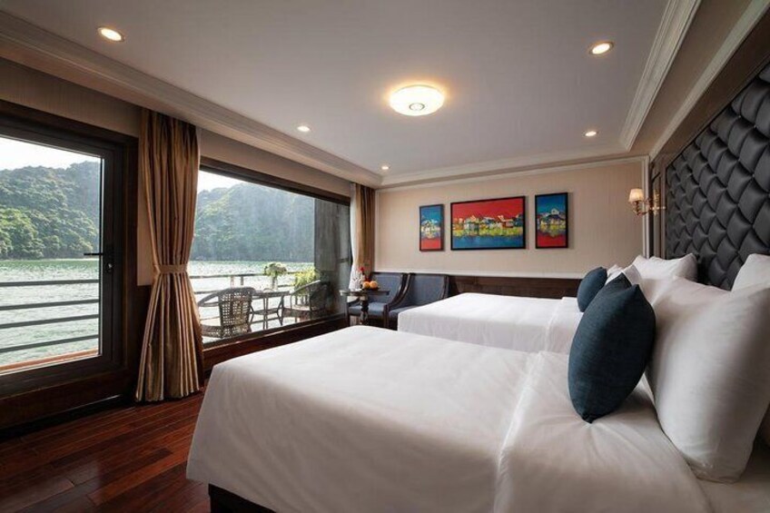 All-Inclusive 2 Day/1 Night PREMIUM Halong Cruises by Limousine Bus from Hanoi