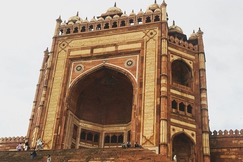 Fatehpur Sikri & Abhaneri Tour From Agra To Jaipur With Lunch & Entry(Optional)