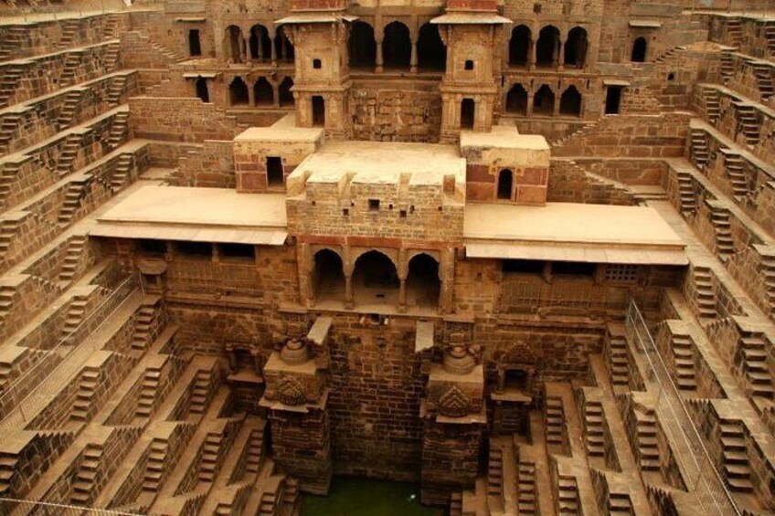 Fatehpur Sikri & Abhaneri Tour From Agra To Jaipur With Lunch & Entry(Optional)