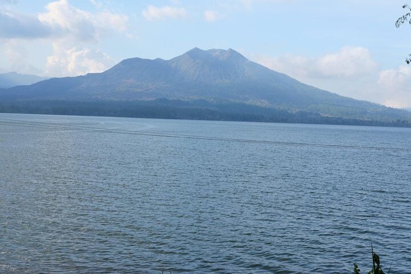 Mount Batur Volcano - Sunrise Trekking Tour with Breakfast