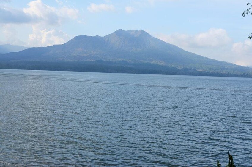 Mount Batur Volcano - Sunrise Trekking Tour with Breakfast