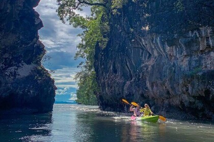 Full-Day Ao Thalane Kayaking Tour with Lunch and Hotel Transfers