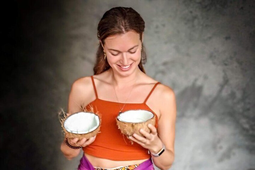 Make Traditional Bali Coconut Oil with a Balinese Family