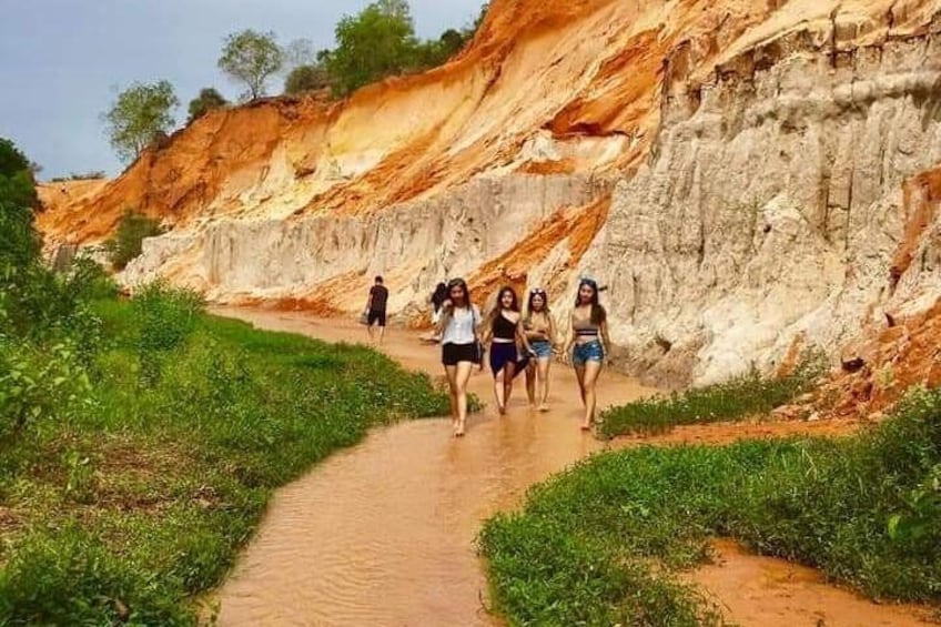 Mui Ne Charms (2 Day 1 Night Mui Ne Free & Easy Tour)