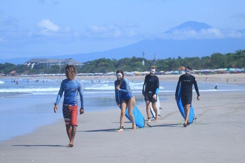 Beginner Surf Lessons in Bali