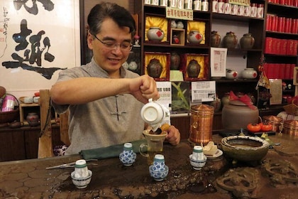 Experience Shanghai: Private Tea Ceremony Tour