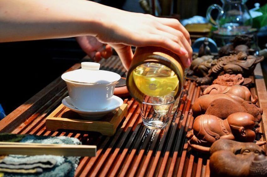 Experience Shanghai: Private Tea Ceremony Tour