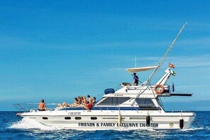 BOAT Charter - 3 hours - ANFI Beach