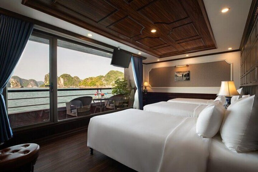 Triple room with private balcony