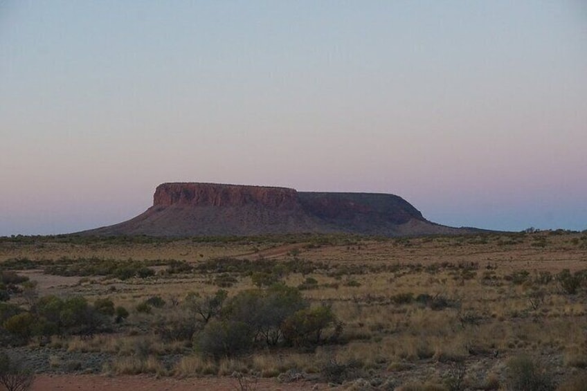 Mount Conner 4WD Small Group Tour from Ayers Rock including Dinner