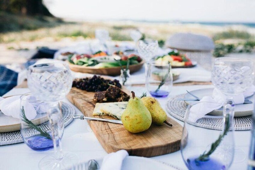 Serving only 100% local and seasonal produce from within the rich volcanic rim.