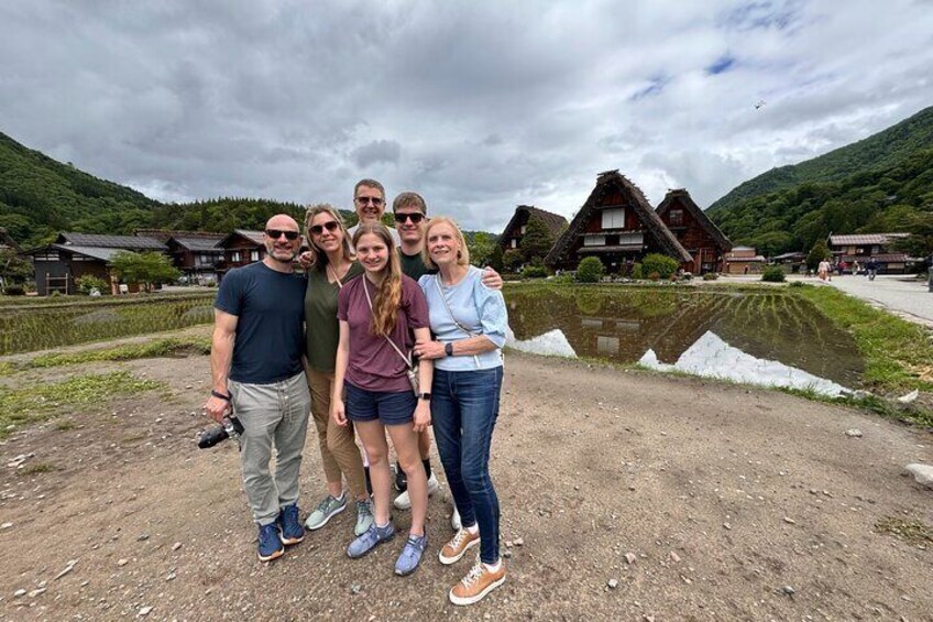 Private Tour of Shirakawago from Kanazawa (Half Day)