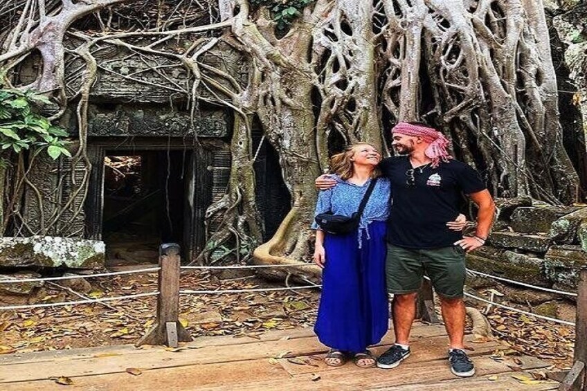 Private 1 Day Angkor Sunrise Tour With Car and Tour Guide
