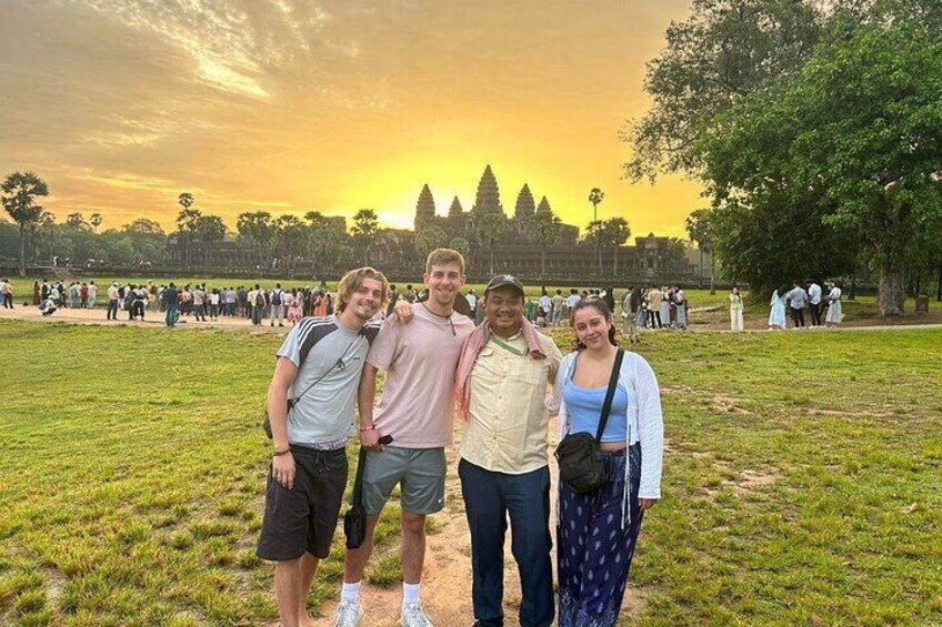 Private guided one-day Angkor Wat tour