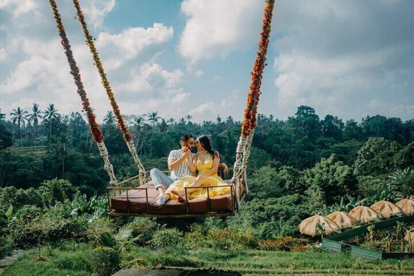 Ubud Swing with Private Photographer