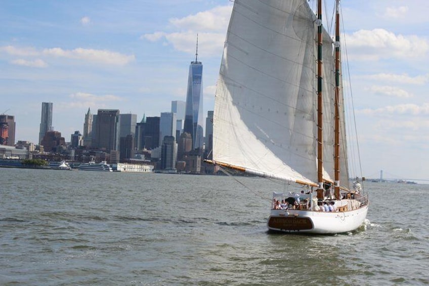 New York City Sailboat Day Cruise to the Statue of Liberty