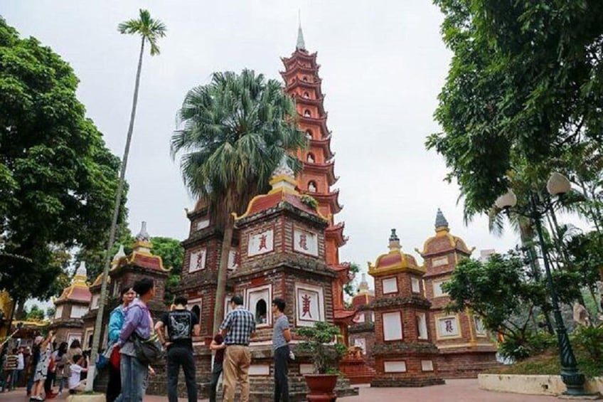 Tran Quoc pagoda