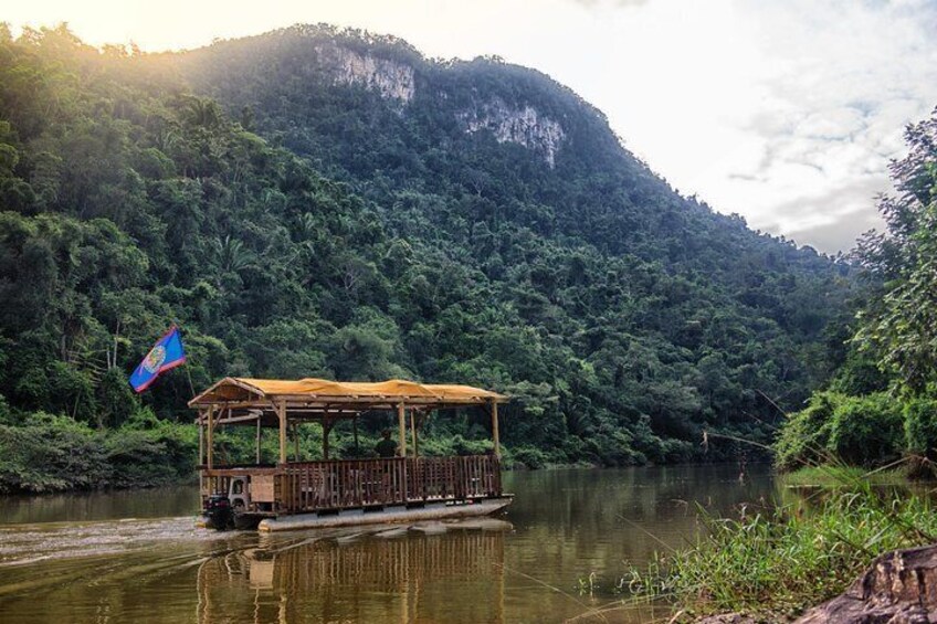Xunantunich Temples and Jungle Pontoon Waterfall Adventure
