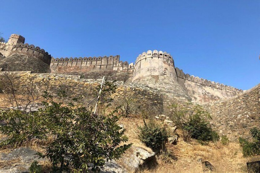 Private Transfer from Jaipur to Udaipur via Kumbhalgarh Fort Wid Lunch(Optional)