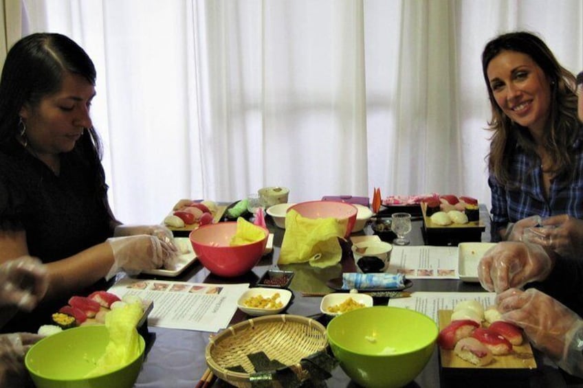 Sushi Cooking Class in Osaka