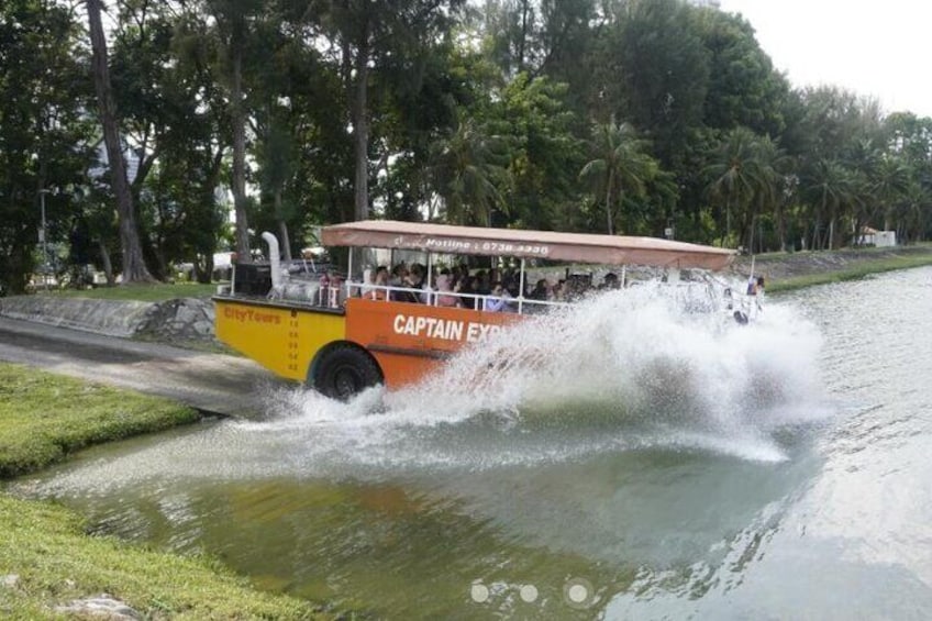 Captain Explorer DUKW™ Tour Weekdays or Weekends (DUCK)