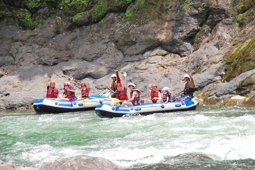 Class III-IV Whitewater Rafting at Pacuare River from Turrialba