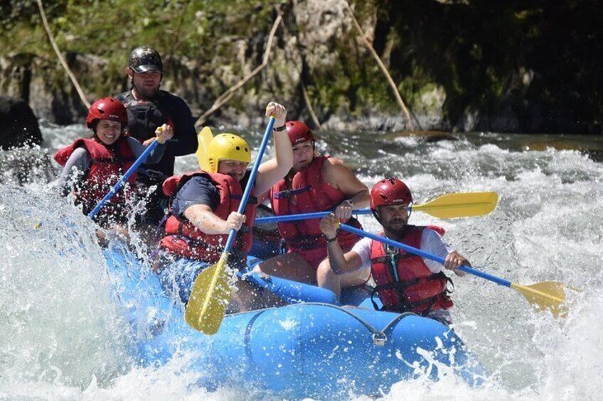 Class III-IV Whitewater Rafting at Pacuare River from Turrialba