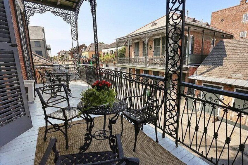 NOLA's FRENCH QUARTER PEDICAB TOUR