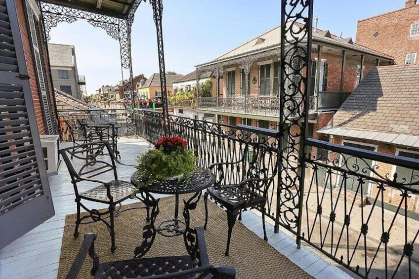 NOLA's FRENCH QUARTER PEDICAB TOUR