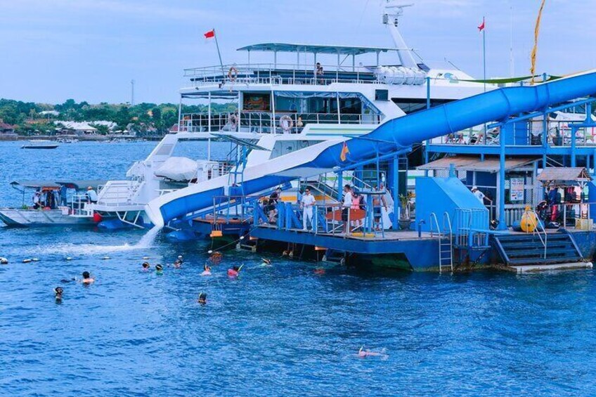 Bali Hai - Reef Cruise