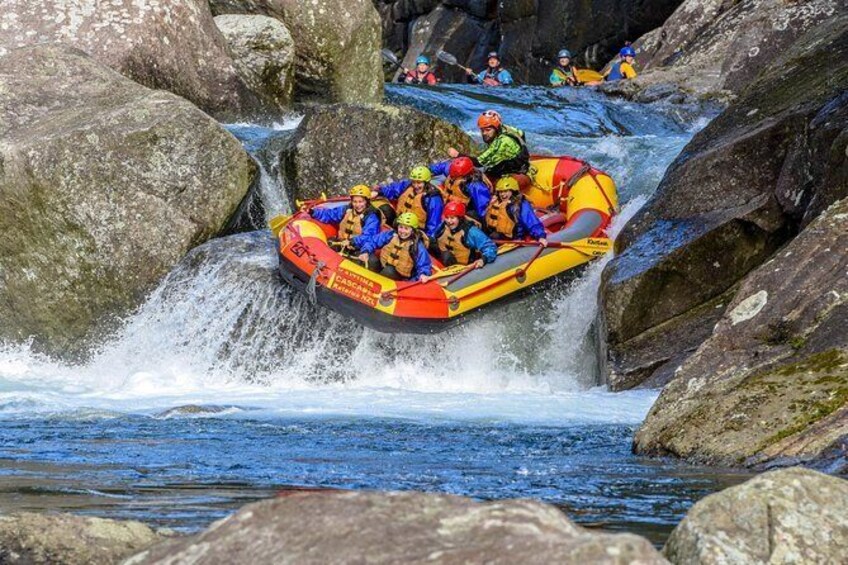 Toaster Waterfall - Classy class 5 rafting