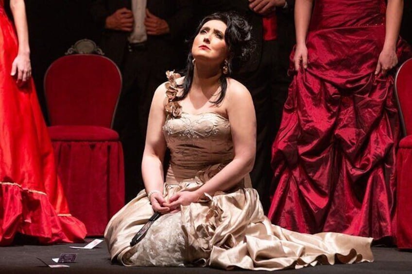 La Traviata the original Opera with ballet - Aleksandra Buczek Soprano 