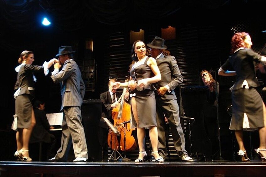 Tango Show at La Ventana Tango (Optional Transfers)