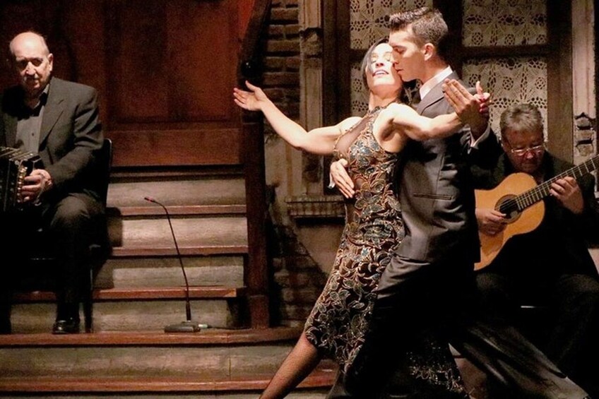 Tango Show at La Ventana Tango (Optional Transfers)