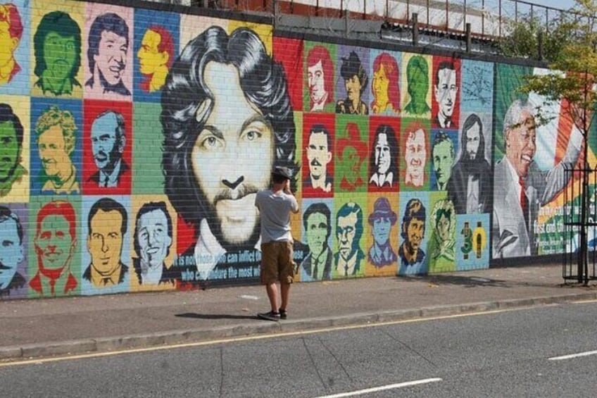 Belfast tours 2 hours mural and political taxi tour