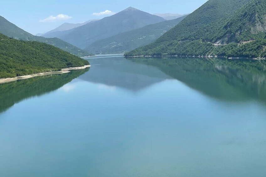 Private tour in Kazbegi with Lunch