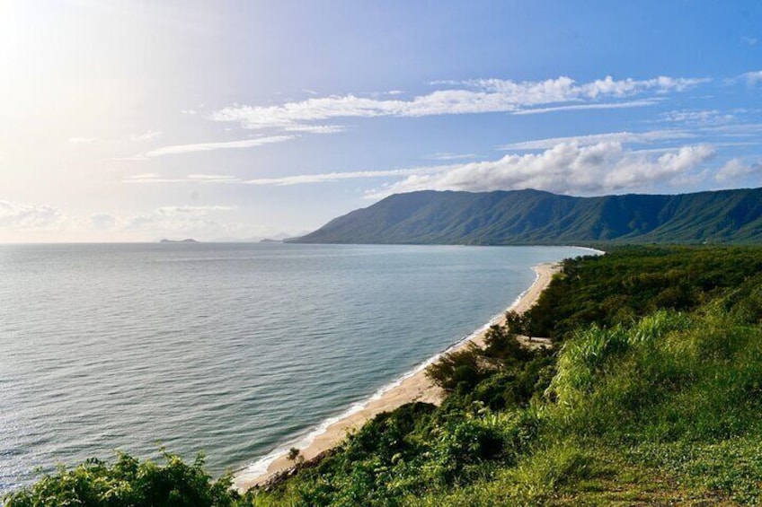 Cape Tribulation, Mossman Gorge, and Daintree Rainforest Day Trip