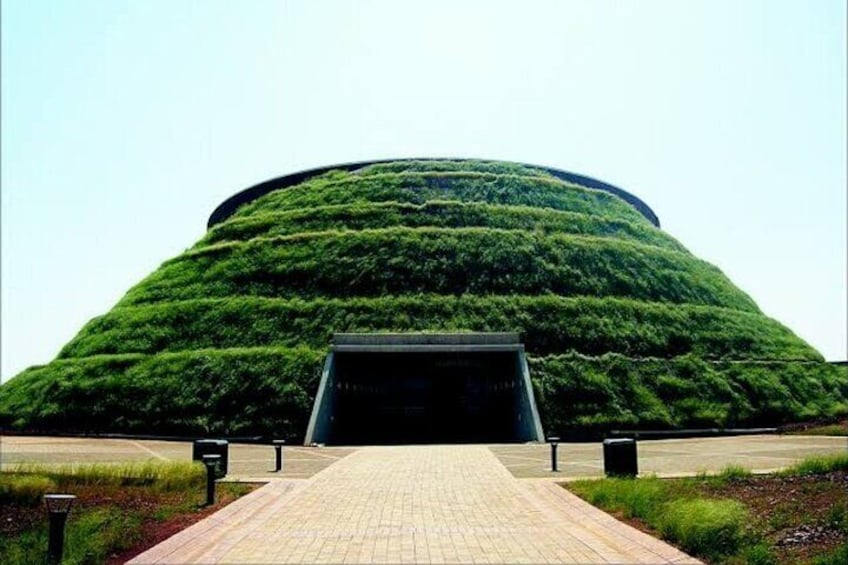 Cradle of humankind & maropeng tour
