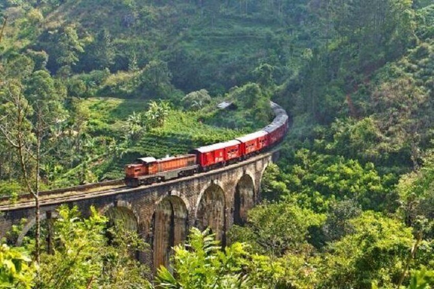 Train Tickets from Ella to Nanu oya