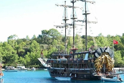 Kemer Boat Trip from Antalya