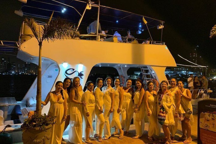 Dinner cruise on Cartagena's bay with Sibarita Express