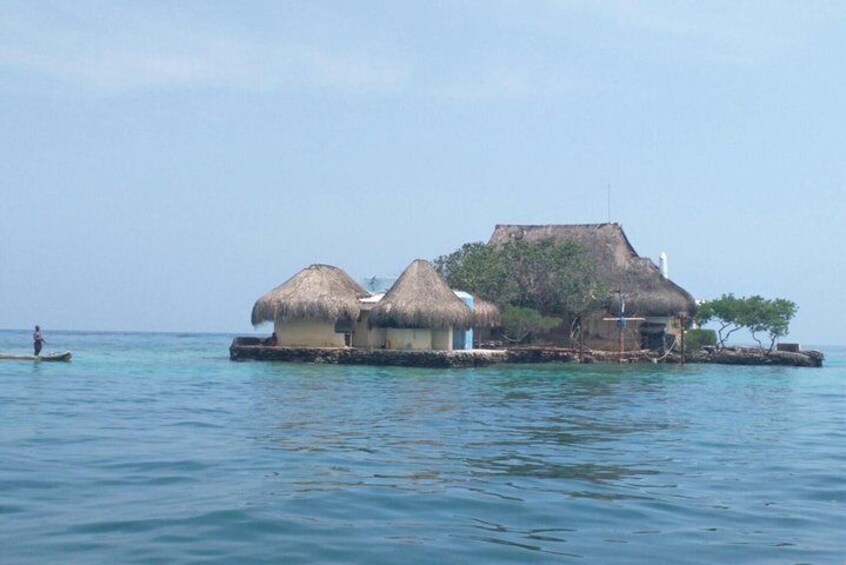 Private Boat Tour Full day trip to Rosario Islands, Cholon, Baru 