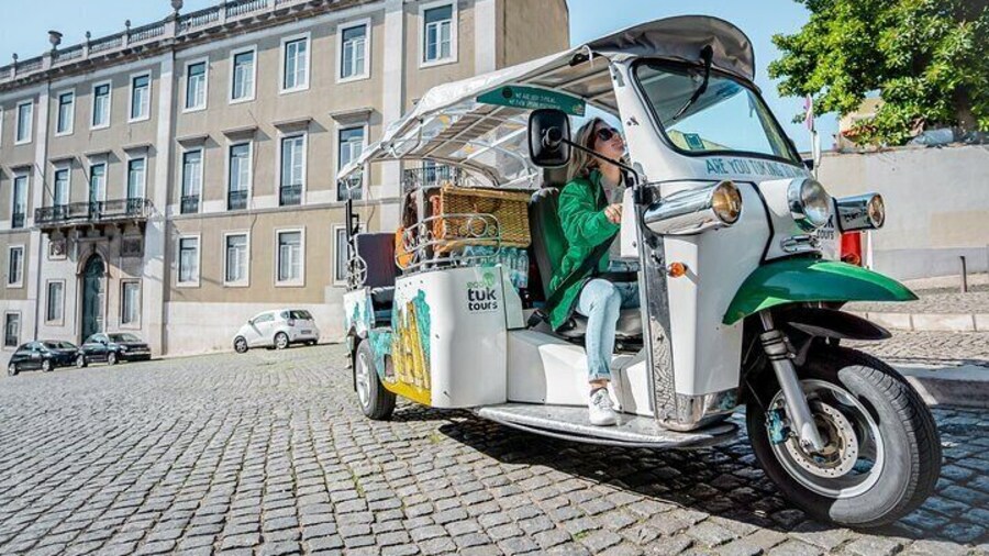 Tuk tuk guided tour in Lisbon.