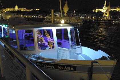 Tour privado en bote por Budapest