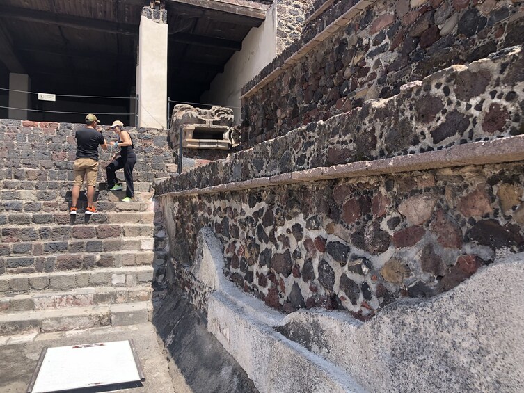 Tour # 1 in Mexico City: 3X1 Teotihuacan Pyramids plus...