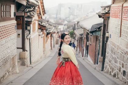 Hanbok Experience at Bukchon Seoul