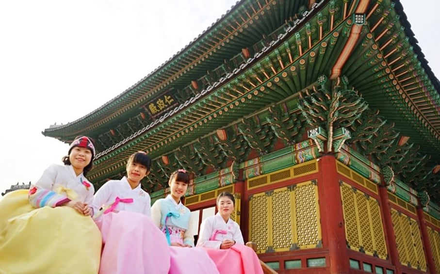 Hanbok Experience at Changgyeonggung Seoul