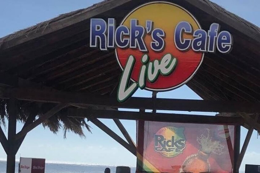 Reggae Music at Ricks Cafe