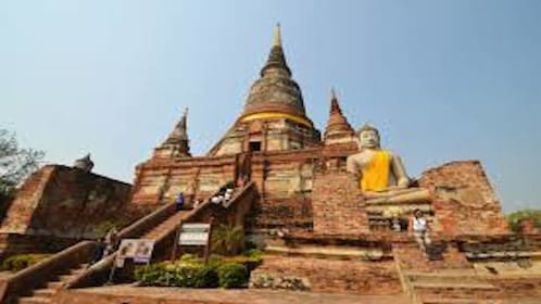 Excursión Privada: Fascinante Ayutthaya y Suphanburi Día Completo